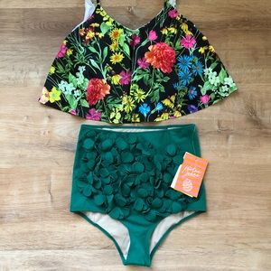 Kortni Jeane Galapagos Green 3D Floral Bottoms